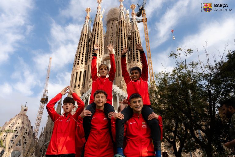 Sagrada Familia-min